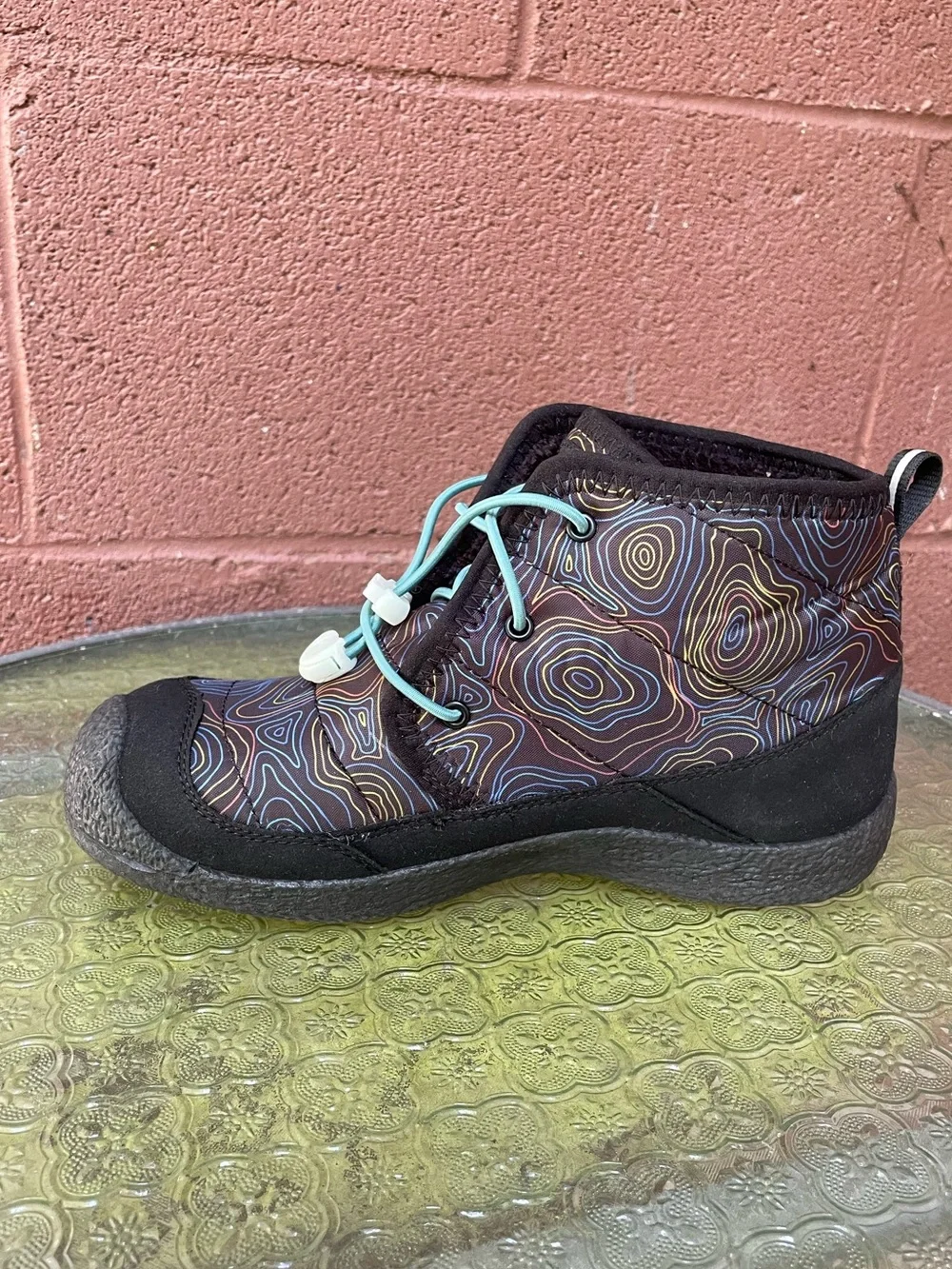 New Keen Howser ll Chukka Waterproof Boots Size 5 Youth